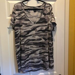 TORRID BLACK AND GRAY CAMO V NECK SHIRT